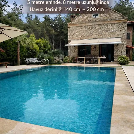 Villa Sarob Ultraluex Tasev