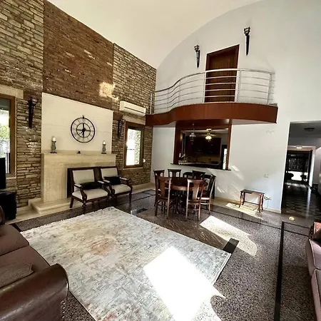 Ultra Lüx Tarihi Villa *