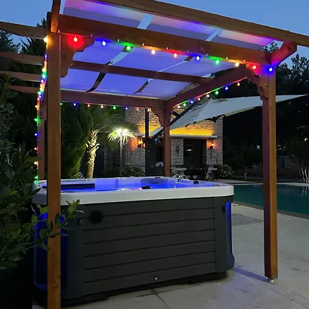 Villa Ultra Lüx Tarihi *